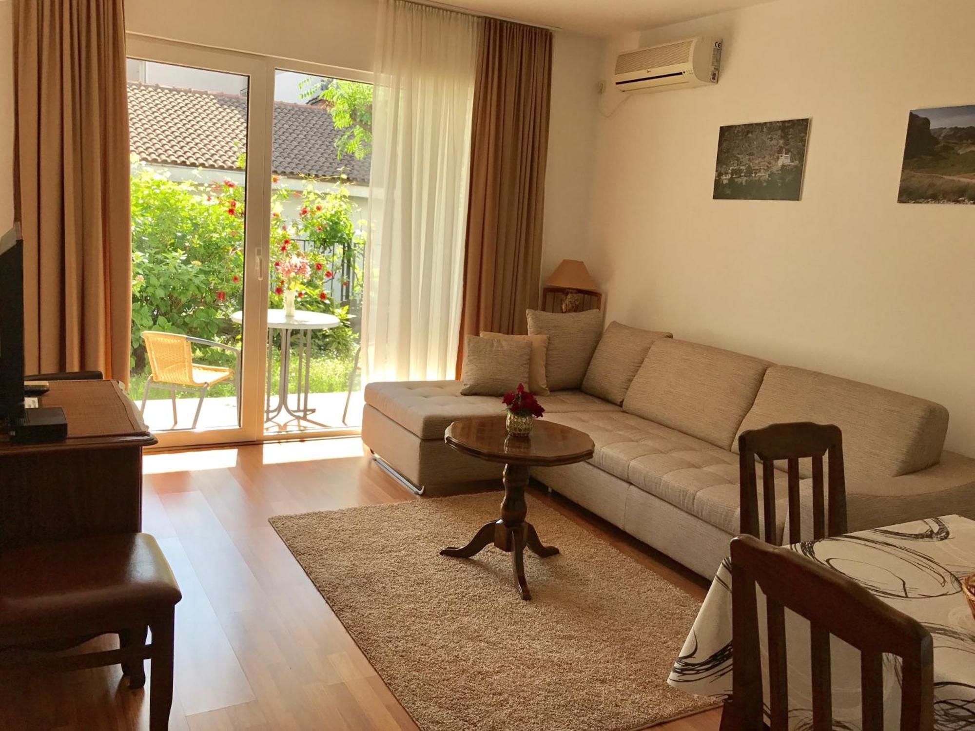 Apartments Luka Budva Eksteriør billede