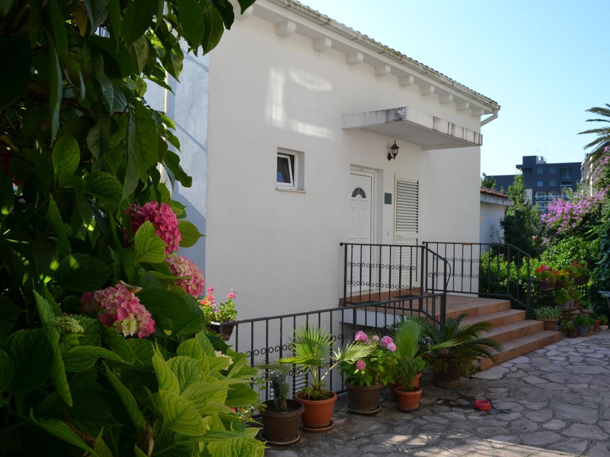 Apartments Luka Budva Eksteriør billede