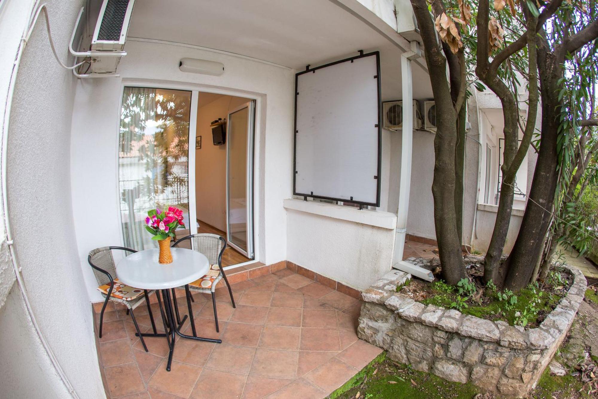 Apartments Luka Budva Værelse billede