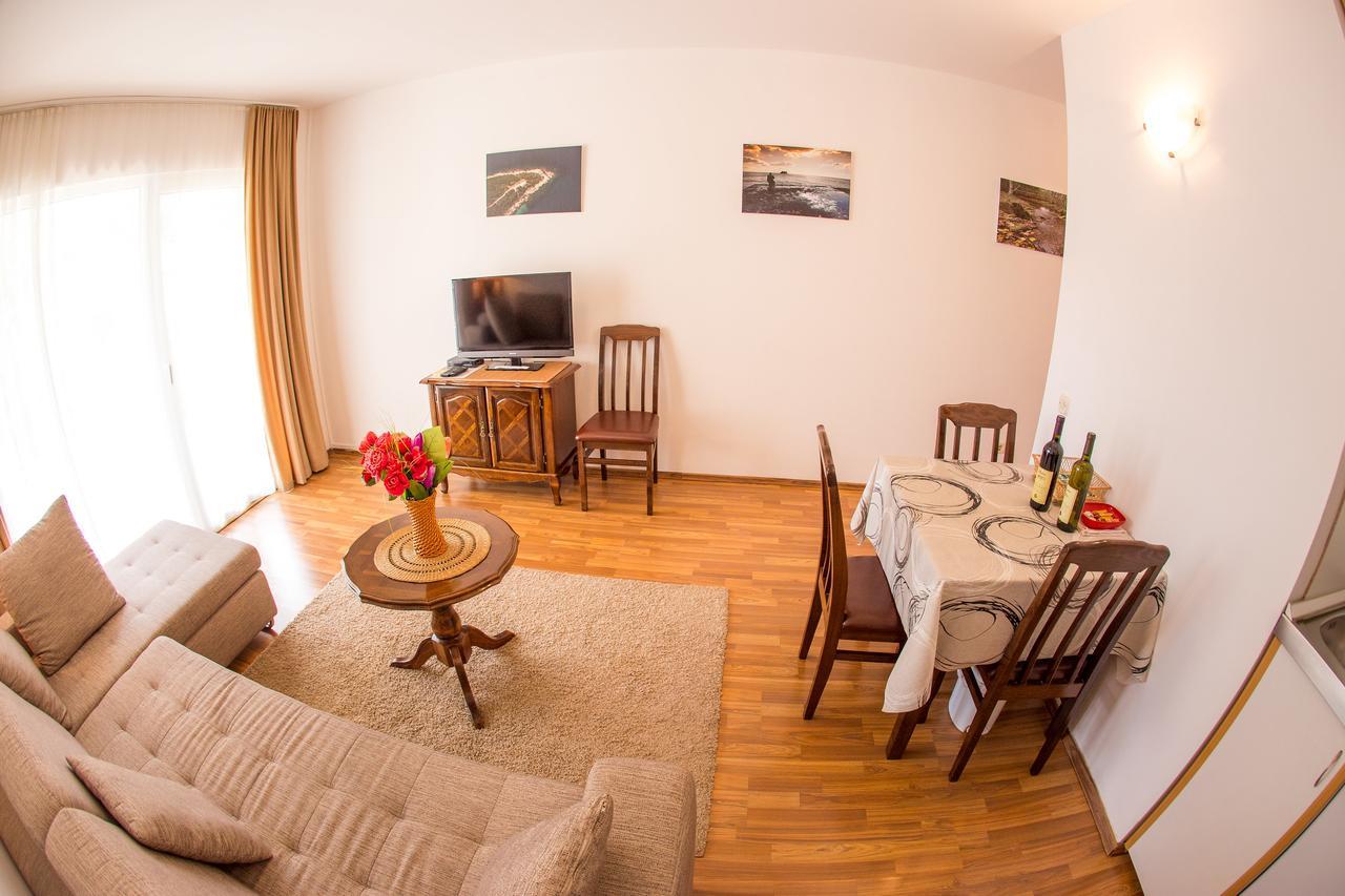 Apartments Luka Budva Eksteriør billede