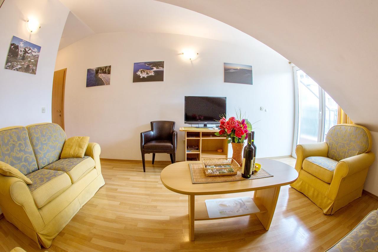 Apartments Luka Budva Eksteriør billede